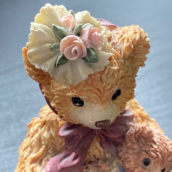 Bainbridge Bears Heart Full of Love Figurine - Picture 6 of 8